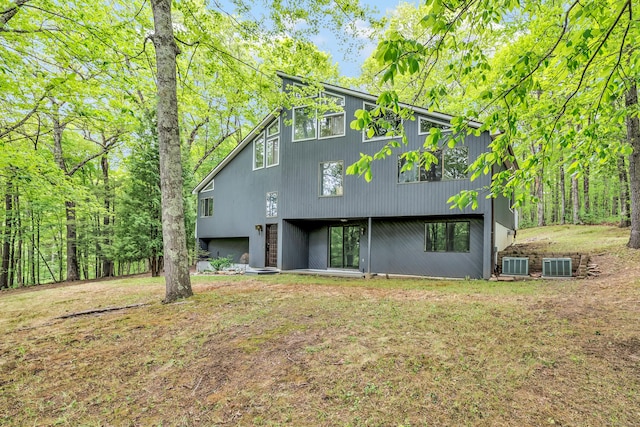 32 Old Bethel Rd, Newtown, CT 06470 - view of front of house featuring central AC unit