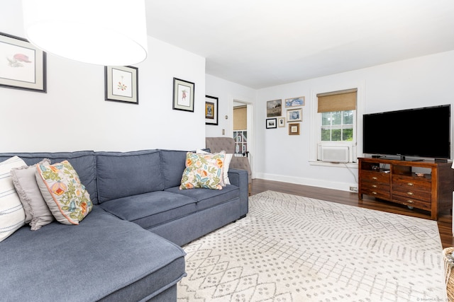 2 Middle Ln, Simsbury, CT 06070 - living area featuring wood finished floors and baseboards