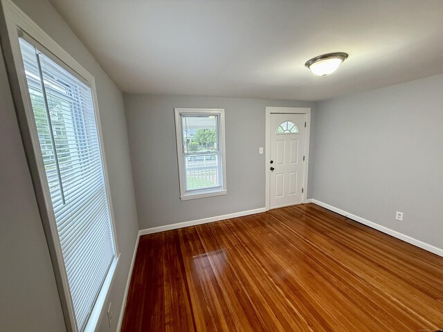 16-1/2 W Main St, Norwalk, CT 06851 - entrance foyer featuring wood finished floors and baseboards