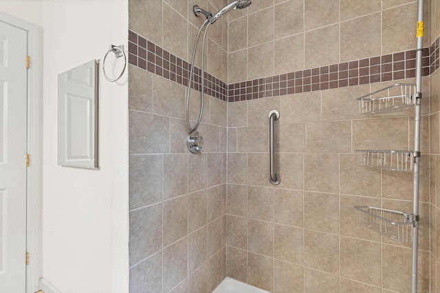 2 Lakeview Cir E, Lyme, CT 06357 - full bathroom with a stall shower