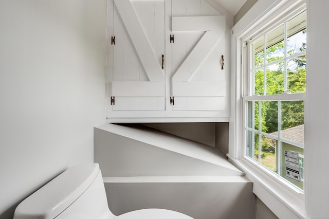 538 Scotland Rd, Norwich, CT 06360 - half bath featuring toilet and healthy amount of natural light