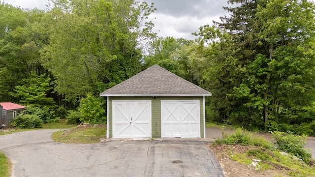 538 Scotland Rd, Norwich, CT 06360 - view of garage