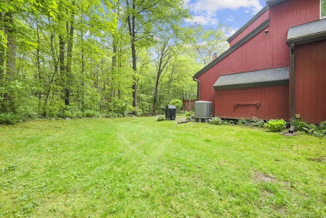 9 Lower Commons Unit 9, Woodbury, CT 06798 - view of grassy yard featuring central AC unit