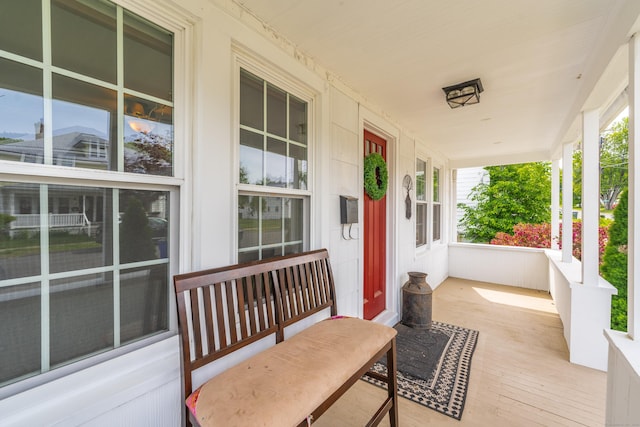 36 Whiton St, Windsor Locks, CT 06096 - view of covered porch