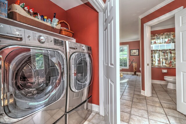 16 Black Rock Tpke, Redding, CT 06896 - laundry room featuring washing machine and dryer, baseboards, and ornamental molding