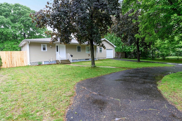 92 Blakeslee Ave, North Haven, CT 06473 - ranch-style house with asphalt driveway, an outbuilding, and entry steps