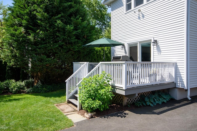 10 Fairfield Ave, Darien, CT 06820 - wooden terrace featuring a lawn