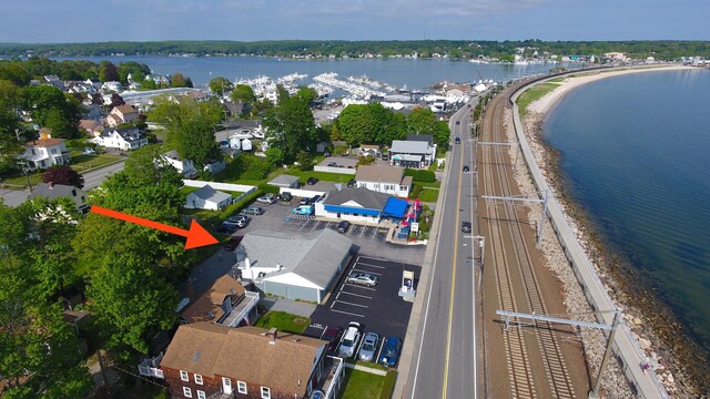 171 Main St, East Lyme, CT 06357 - aerial view of property and surrounding area with a nearby body of water and nearby suburban area