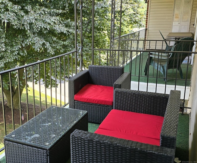 50 Greenhouse Rd Unit 41C, Bridgeport, CT 06606 - view of balcony