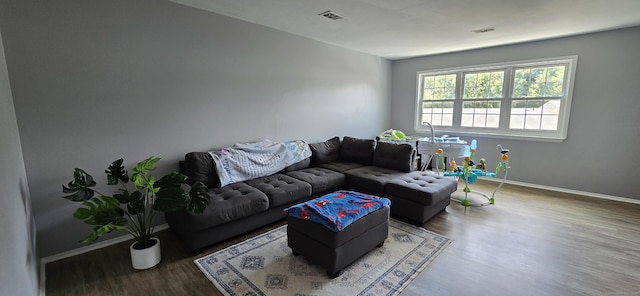 50 Greenhouse Rd Unit 41C, Bridgeport, CT 06606 - living area featuring baseboards and wood finished floors