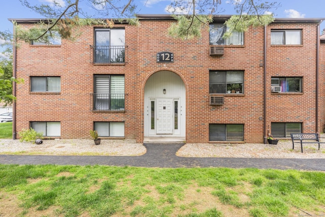 500 Darling St Unit 12M, Southington, CT 06489 - view of apartment building / complex featuring cooling unit