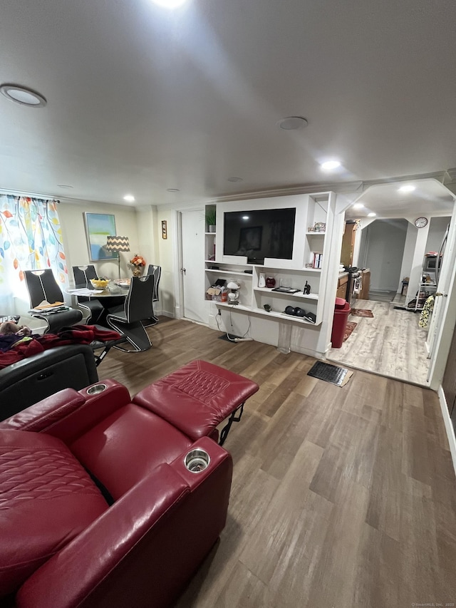 25 Bliss St, Hartford, CT 06114 - living room featuring wood finished floors and recessed lighting