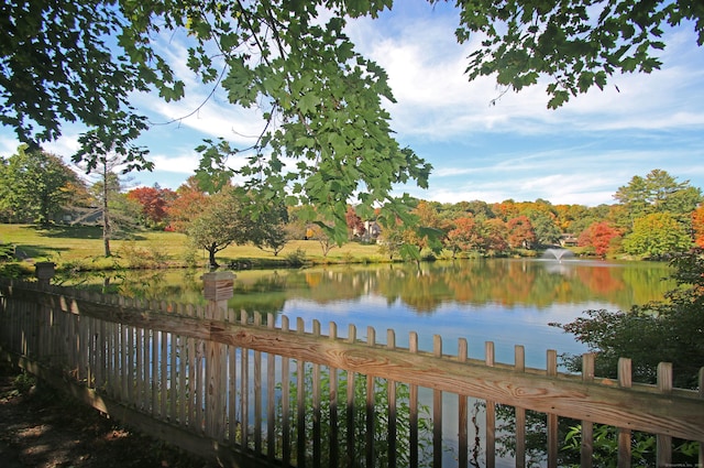 278 Heritage Vlg Unit B, Southbury, CT 06488 - water view