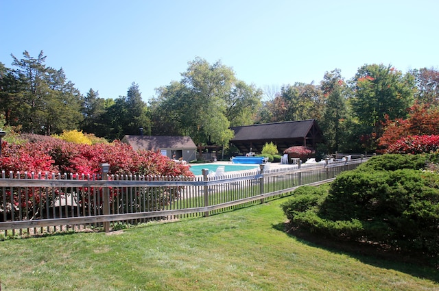 278 Heritage Vlg Unit B, Southbury, CT 06488 - view of yard