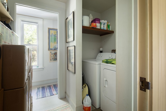 308 Main St, Salisbury, CT 06039 - laundry area featuring washer and dryer and baseboards