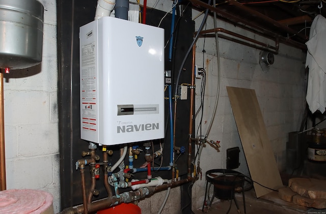 156 Clinton Hill Rd, Wolcott, CT 06716 - utilities featuring tankless water heater