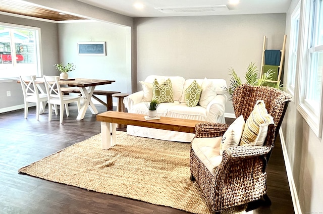 25 Mohawk Trl, East Hampton, CT 06424 - living room with wood finished floors and baseboards