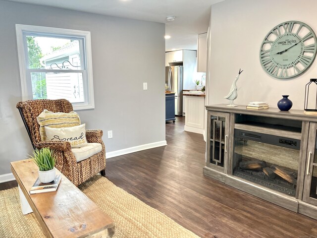 25 Mohawk Trl, East Hampton, CT 06424 - sitting room featuring dark wood-style floors, baseboards, and recessed lighting