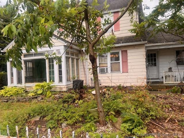 403 Cooke St, Waterbury, CT 06710 - photo 4