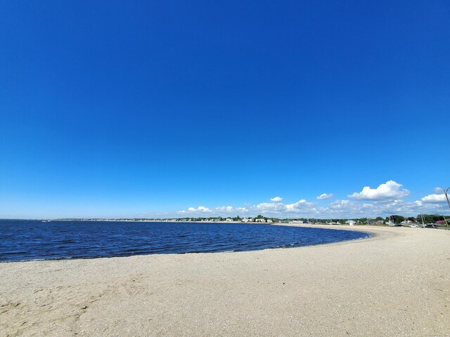 239 Old Field Ln, Milford, CT 06460 - water view