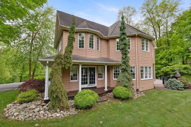 15 Ledge Rd, Southington, CT 06489 - view of front of home featuring a front lawn and roof with shingles