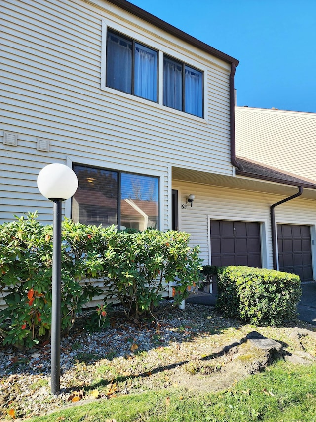 62 Deer Run Unit 62, Bethel, CT 06801 - view of multi unit property