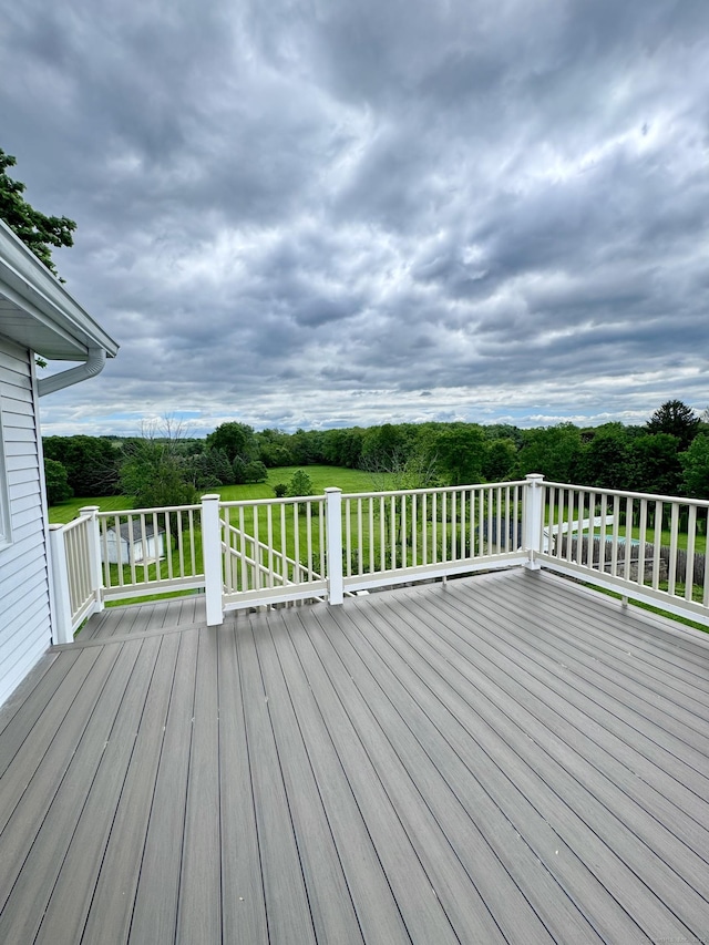588 Poquonock Ave, Windsor, CT 06095 - view of deck