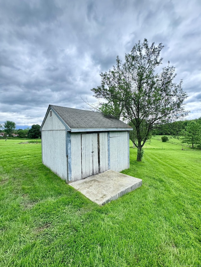 588 Poquonock Ave, Windsor, CT 06095 - view of shed