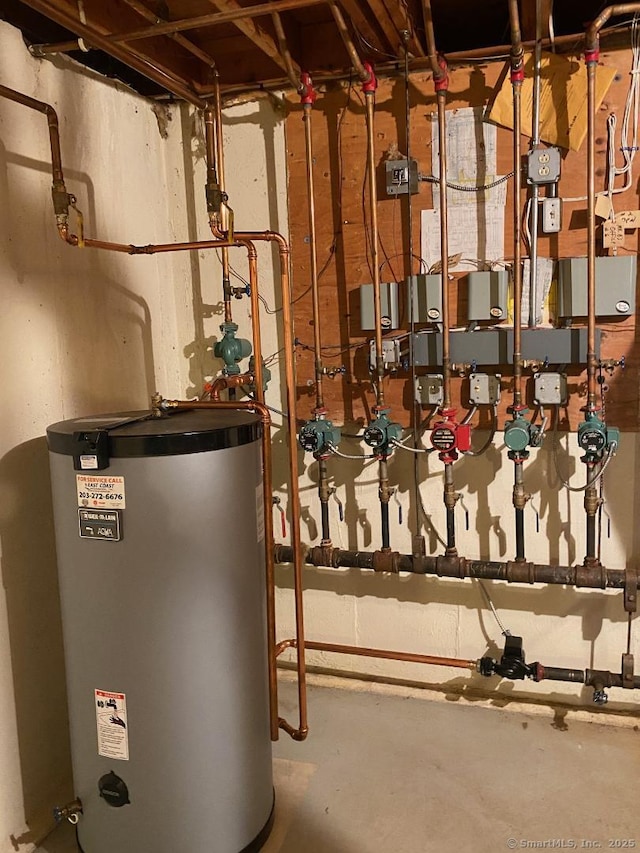 2 Tunxis Pl, Cheshire, CT 06410 - utility room featuring water heater