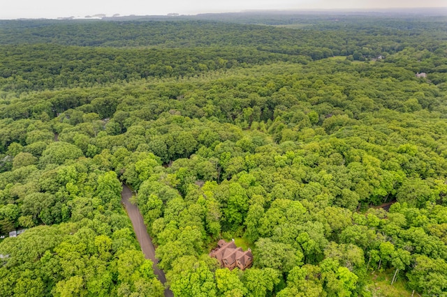 522 Peddlers Rd, Guilford, CT 06437 - drone / aerial view of a heavily wooded area