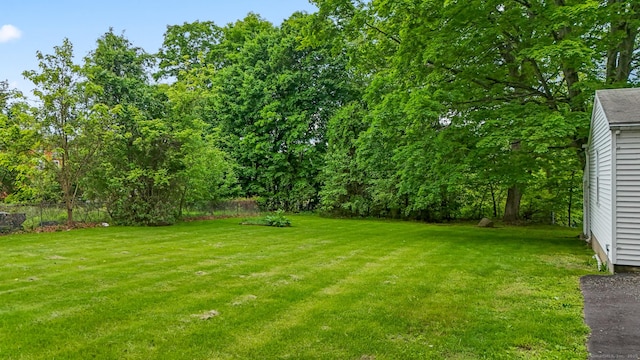 27 Maple St, Berlin, CT 06037 - view of yard