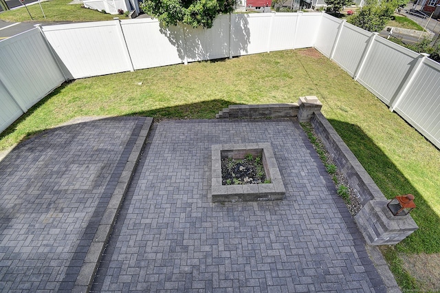 105 Scott St, Naugatuck, CT 06770 - view of yard featuring a patio