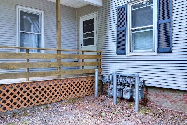 34 Woodbridge St, Manchester, CT 06042 - view of property entrance