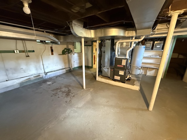 8 Cliff St, Naugatuck, CT 06770 - unfinished below grade area with water heater and heating unit