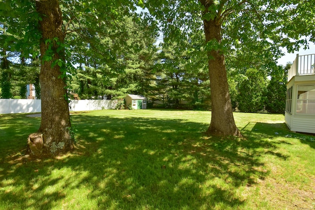 169 Brookfield St, South Windsor, CT 06074 - view of yard