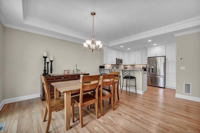6 Mill Pond Ln Unit A, Simsbury, CT 06070 - dining room featuring a chandelier, baseboards, recessed lighting, light wood-style floors, and crown molding