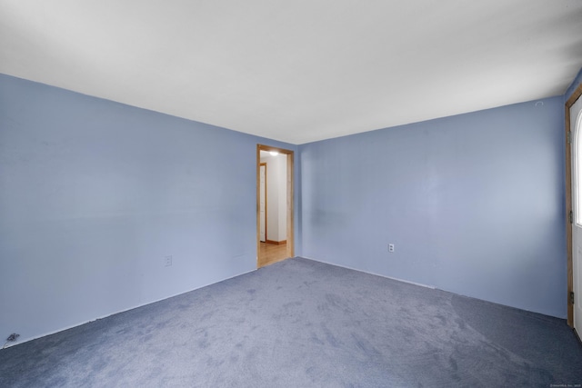 40 W View Dr, Enfield, CT 06082 - view of carpeted empty room