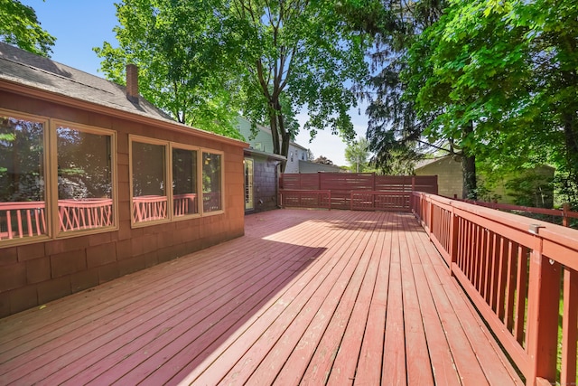 1975 Huntington Rd, Stratford, CT 06614 - view of wooden deck