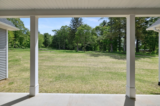 6 Turnpike Rd, Somers, CT 06071 - view of grassy yard