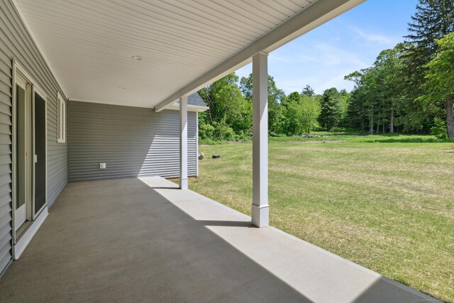 6 Turnpike Rd, Somers, CT 06071 - view of patio