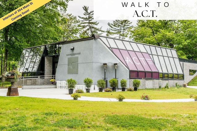 304 Main St, Ridgefield, CT 06877 - exterior space