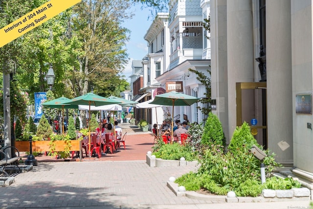 304 Main St, Ridgefield, CT 06877 - view of community