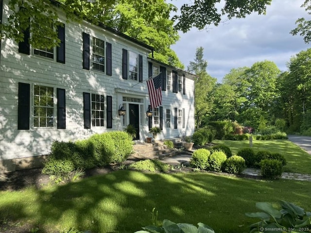 118 Sanfordtown Rd, Redding, CT 06896 - colonial home with a front lawn