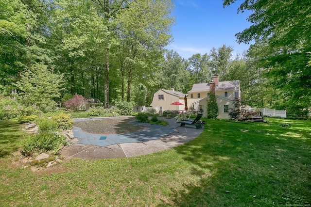 11 Ledgewood Rd, Redding, CT 06896 - view of yard featuring a patio area