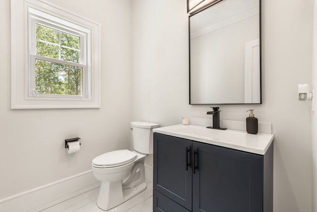 26 Hunting Ridge Rd, Brookfield, CT 06804 - half bath featuring baseboards, toilet, and vanity