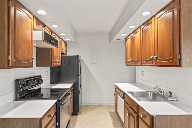 50 Aiken St Apt 465, Norwalk, CT 06851 - kitchen featuring black appliances, recessed lighting, under cabinet range hood, a sink, and baseboards
