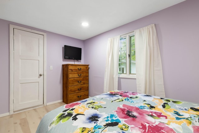 35 Old Acres Rd, East Haddam, CT 06469 - bedroom featuring light wood-style floors, baseboards, and recessed lighting
