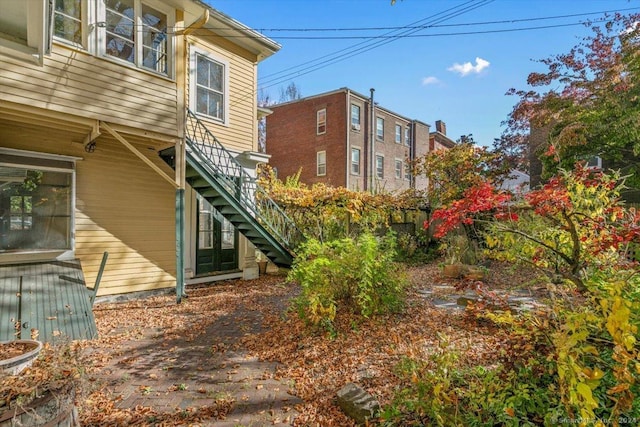 8 Academy St, New Haven, CT 06511 - view of property exterior with stairs
