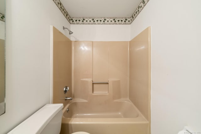 20 E Pembroke Rd Unit 55, Danbury, CT 06811 - full bath featuring toilet and shower / tub combination