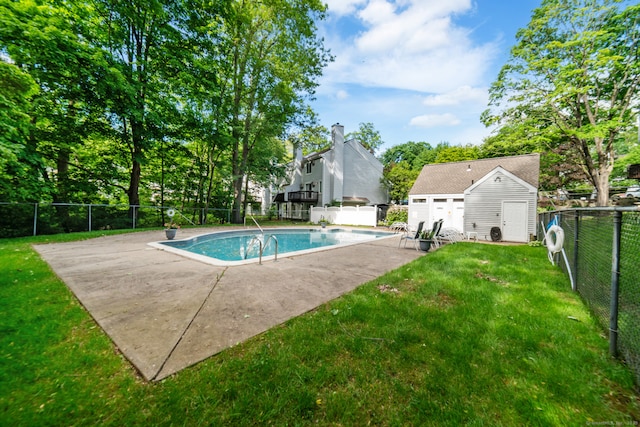 20 E Pembroke Rd Unit 55, Danbury, CT 06811 - view of pool featuring an outdoor structure and a patio area
